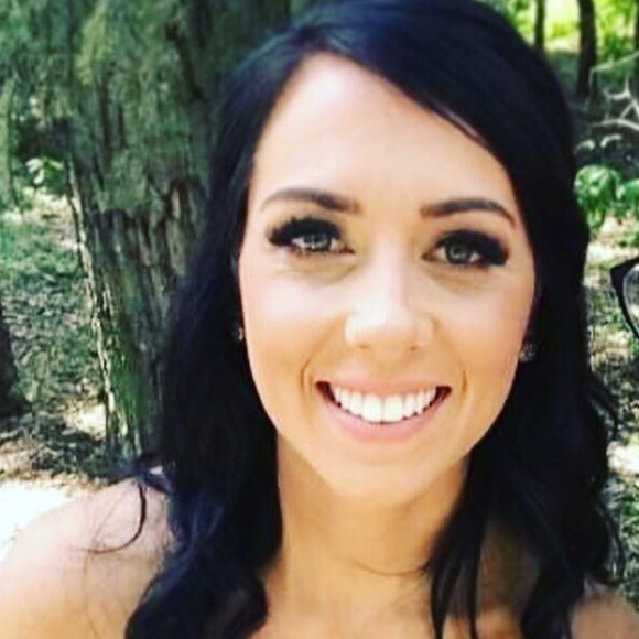 Meet your Posher, Kerry - Picture 1 of 1